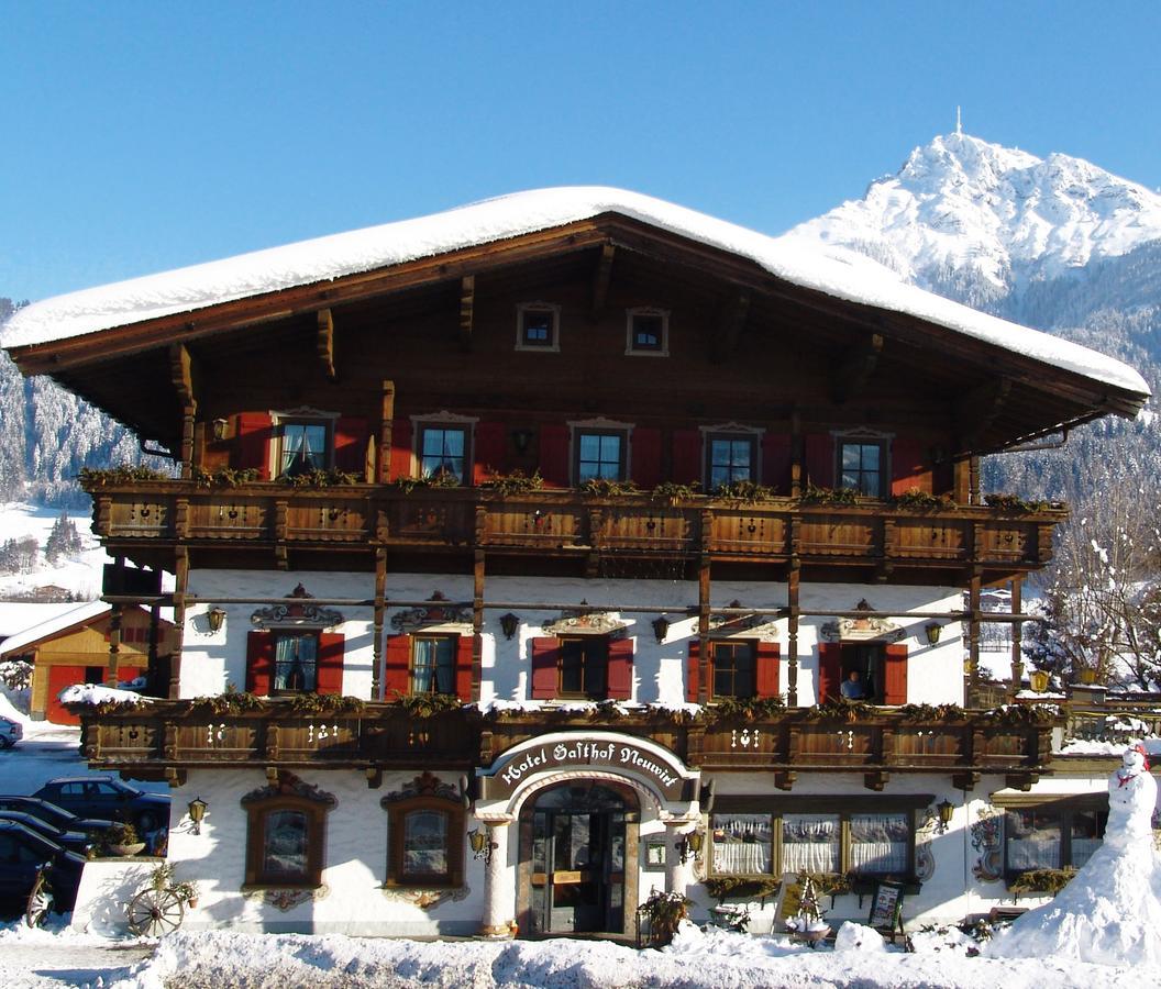 Kaiserhotel Neuwirt Oberndorf en Tyrol Extérieur photo